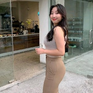 kim Castro