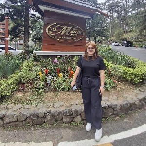 Charla Espino profile
