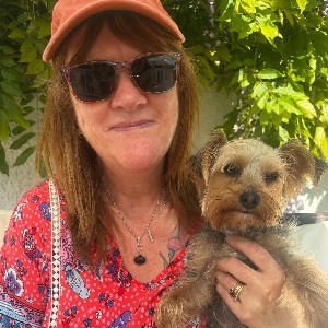 Lynne D
