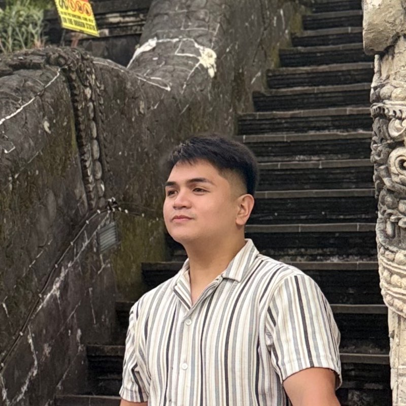 Reyn Caraballo - Orange profile