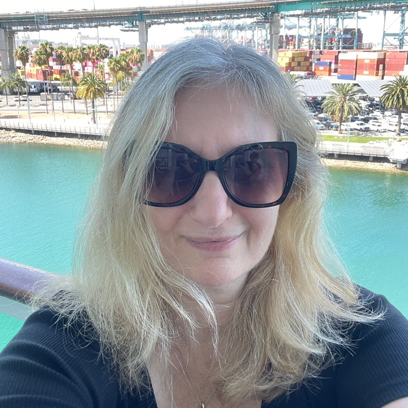 Dina Kanowitz icon
