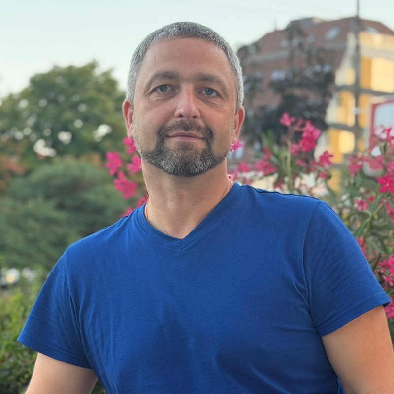 Gena Kostrov profile