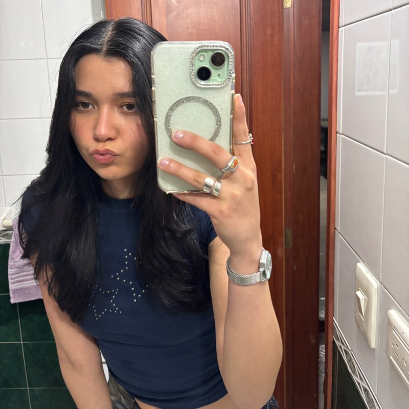 IVONN LUCERO profile