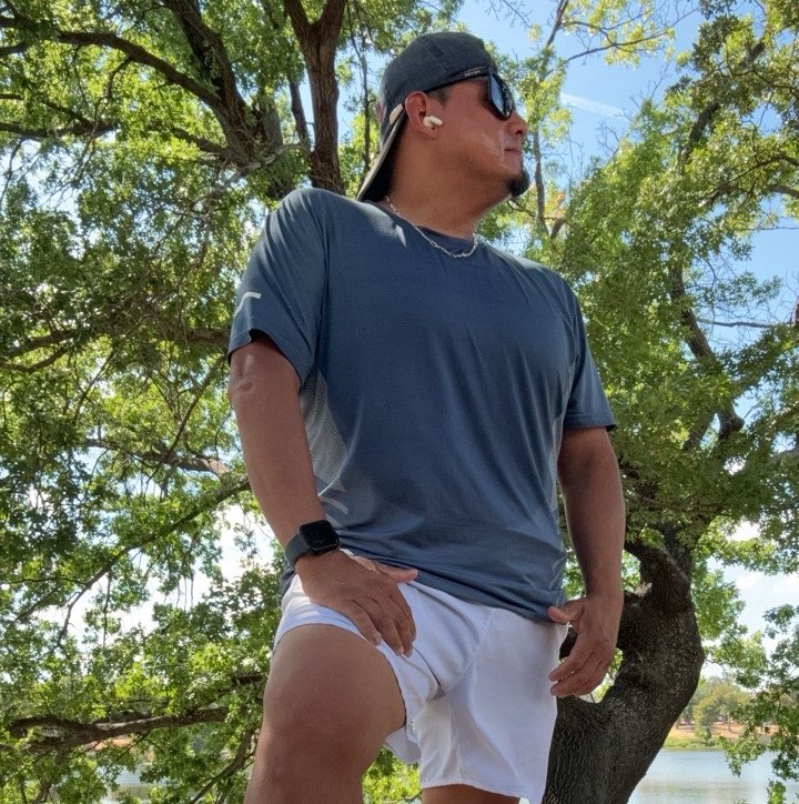 Armando profile