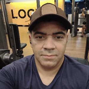 Alberto De Souza profile