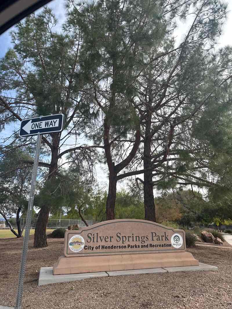 walking near me in Silver Springs Park in autumn