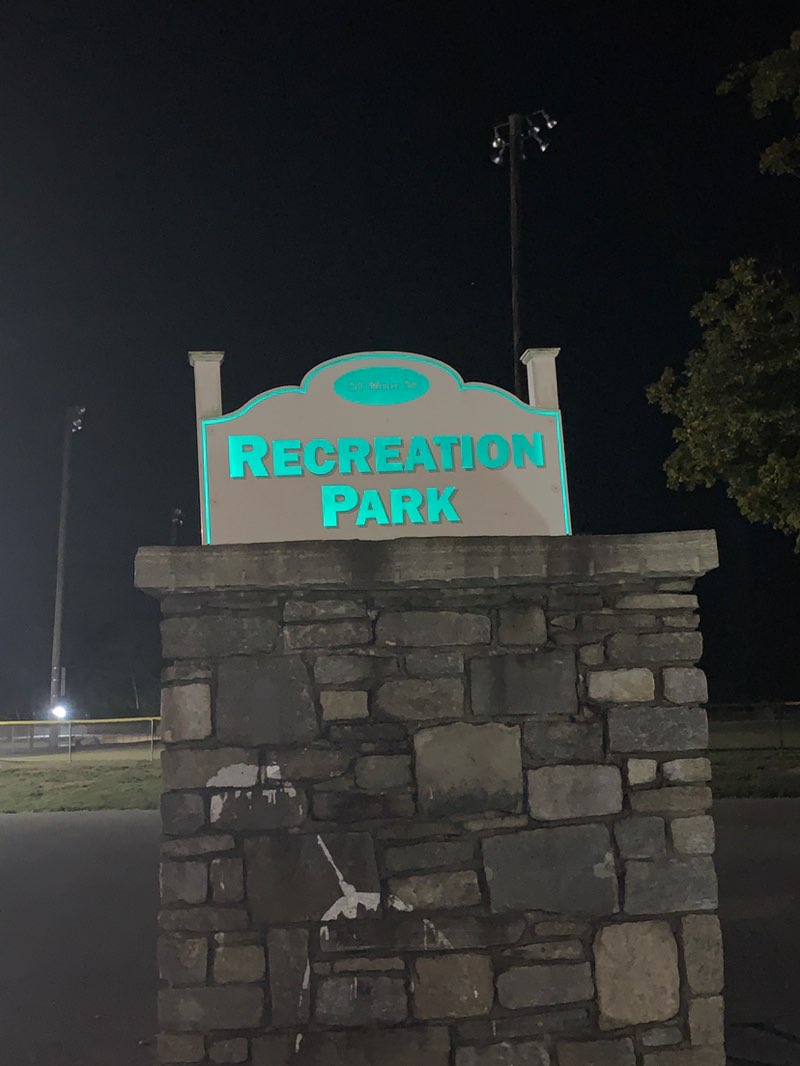 walking near me in Windham Recreation Park in autumn