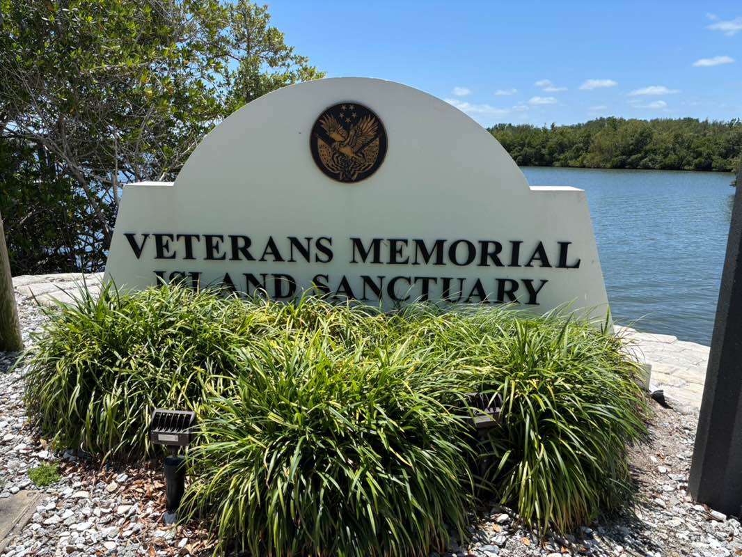 walking near me in Veteran's Memorial Island Sanctuary in spring