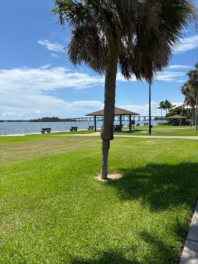 walking near me in Youngs Park in summer