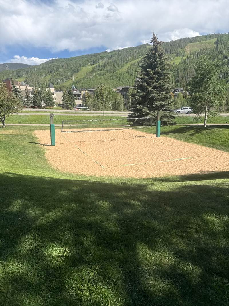 walking near me in Red Sandstone Park in summer