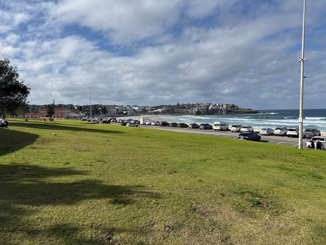 walking near me in Bondi Park in winter