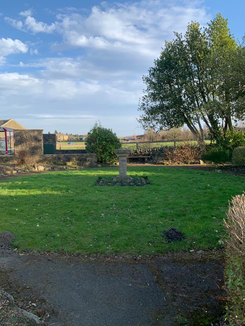 walking near me in Shaw Lane Fields in spring