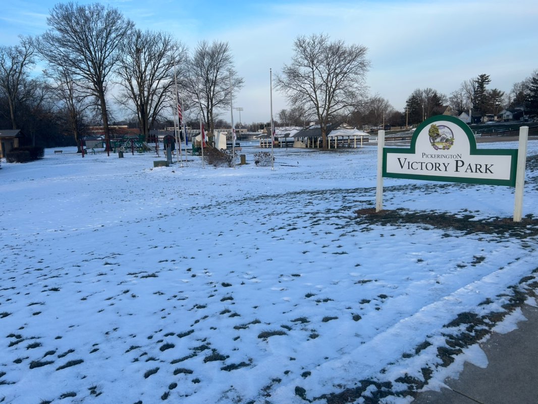 walking near me in Victory Park in winter
