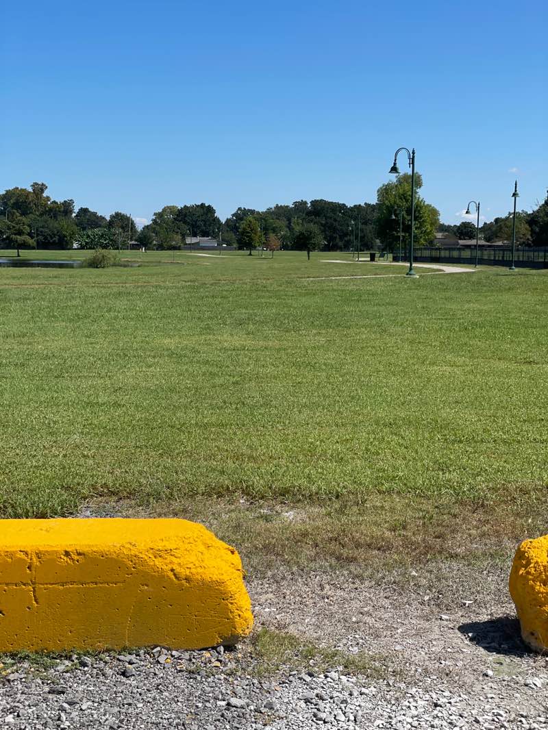 walking near me in Kenner City Park in autumn