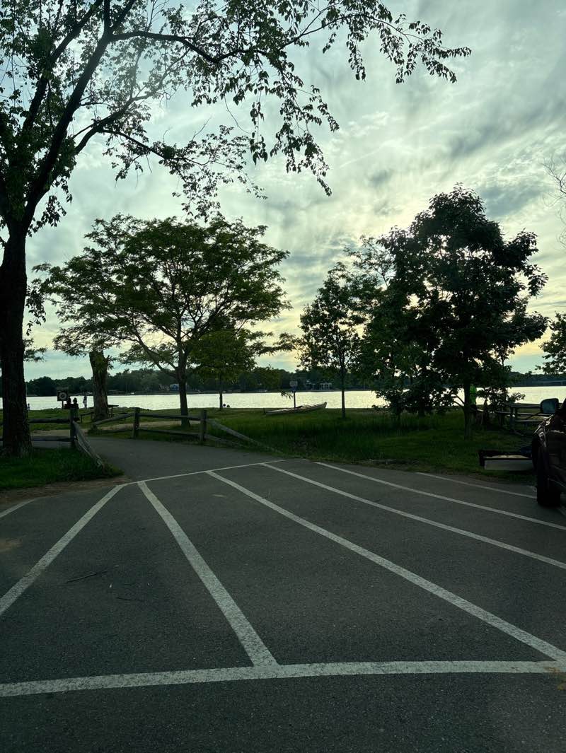 walking near me in Jonas Green Park in spring