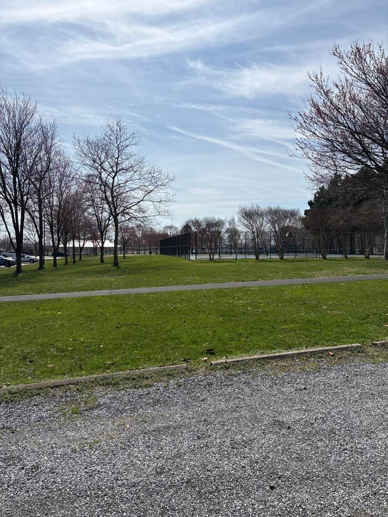 walking near me in Sudlersville Park in spring