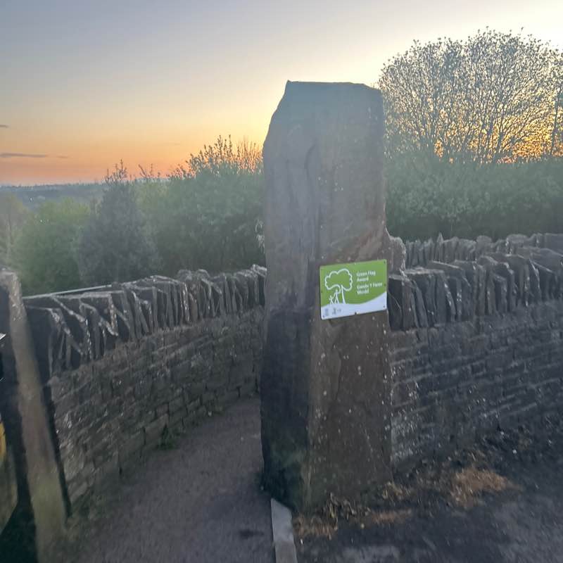 Lewis post 1
