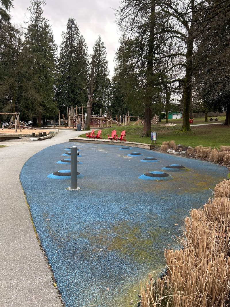 walking near me in Sapperton Park in winter