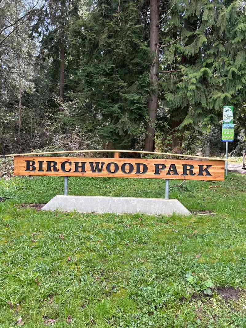 walking near me in Birchwood Park in spring