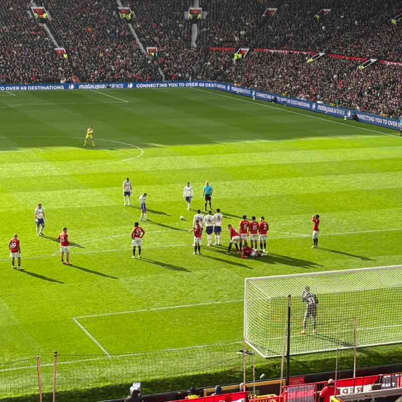 John 🇬🇧 post 3