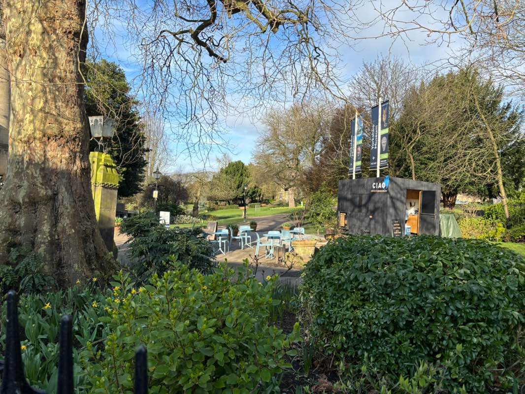 walking near me in Museum Gardens in spring