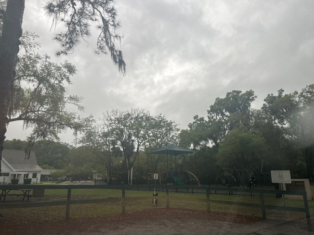 walking near me in Jackson Lane Memorial Park in spring