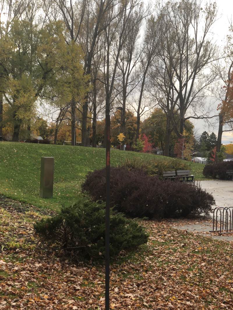 walking near me in Parc Saint-Jean-Baptiste de La Salle in autumn
