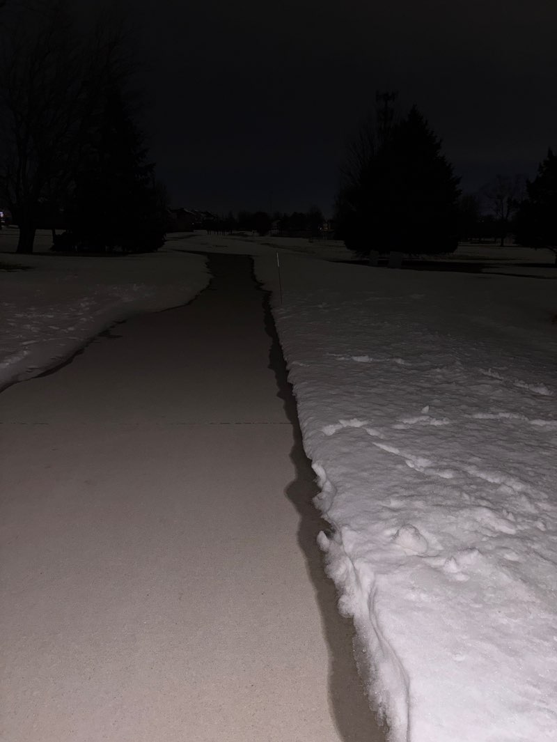 walking near me in Ridge Pointe Park in winter