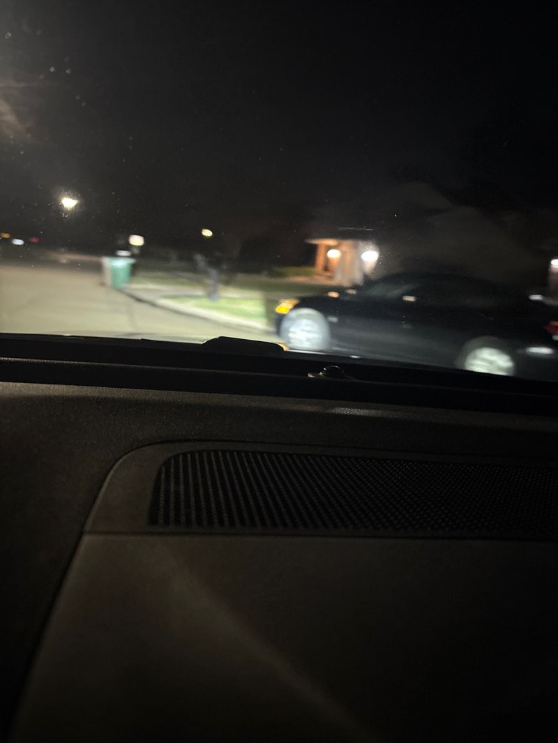 walking near me in Western Hills Park in spring