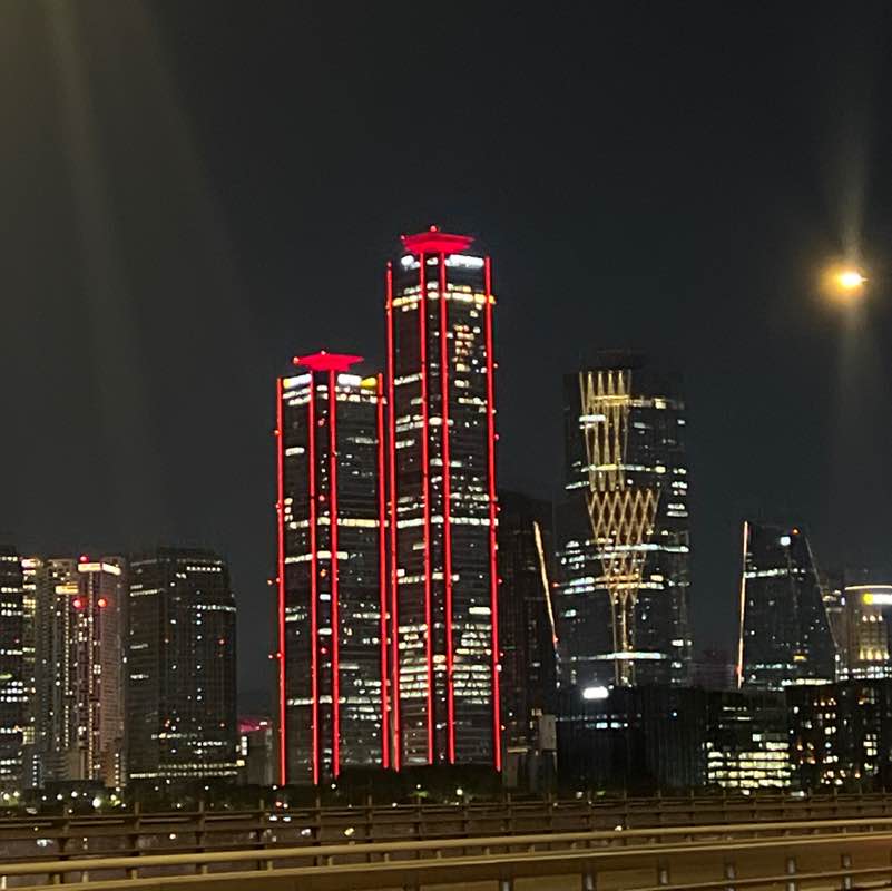 걸으면뭐라도된다 걸으면뭐라도된다 post image