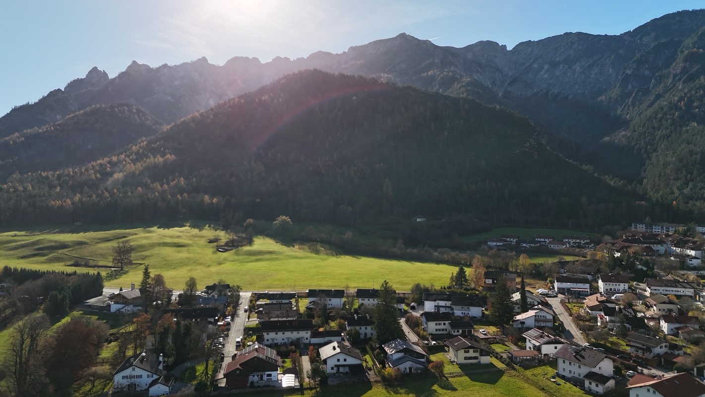 walking near me in Kurgarten in autumn