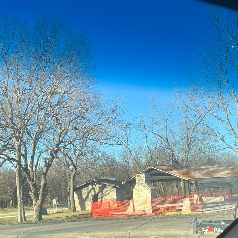 walking near me in Garrett Park in winter
