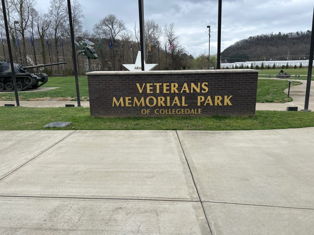 walking near me in Veteran's Park in spring