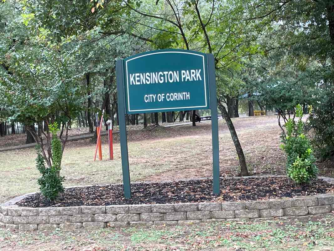 walking near me in Kensington Park in autumn