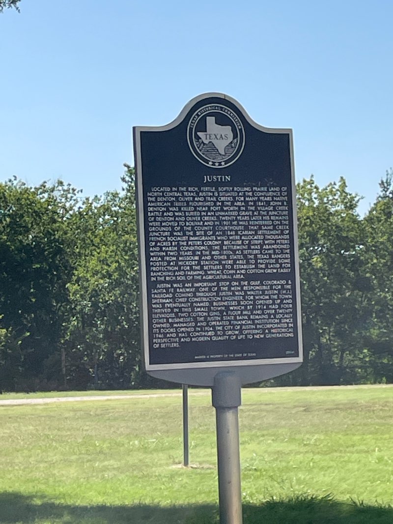 walking near me in Bishop Park in autumn