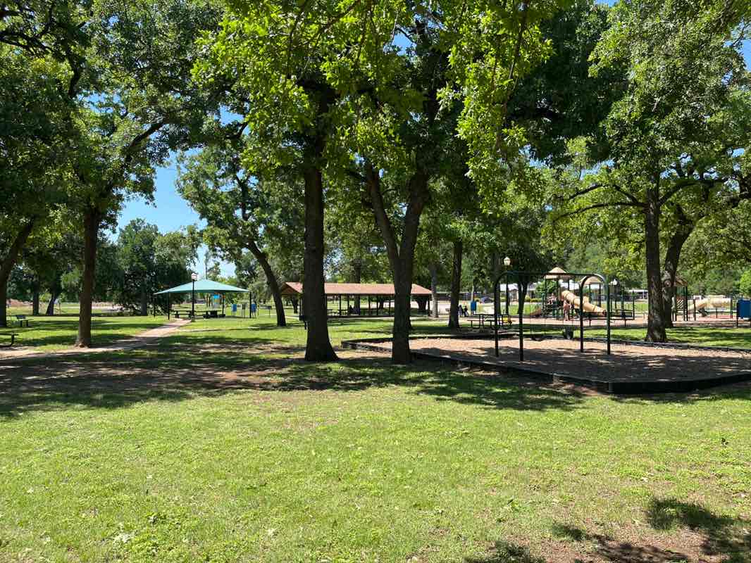 walking near me in West City Park in spring