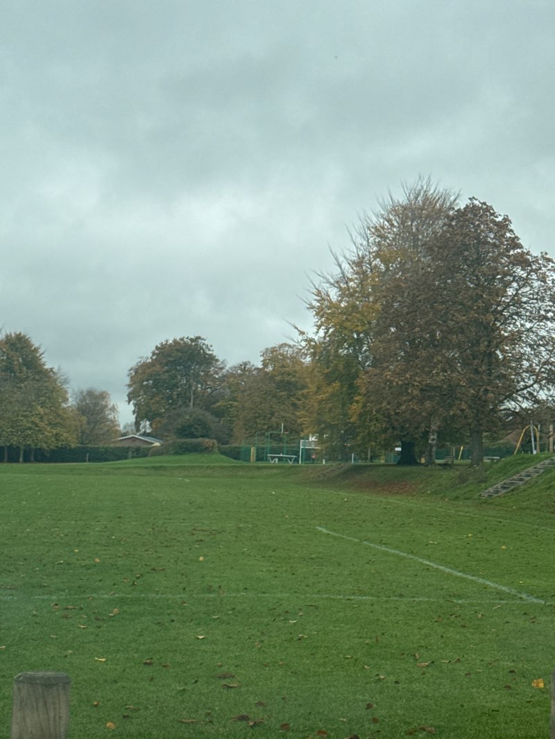 walking near me in Eversley Park in autumn