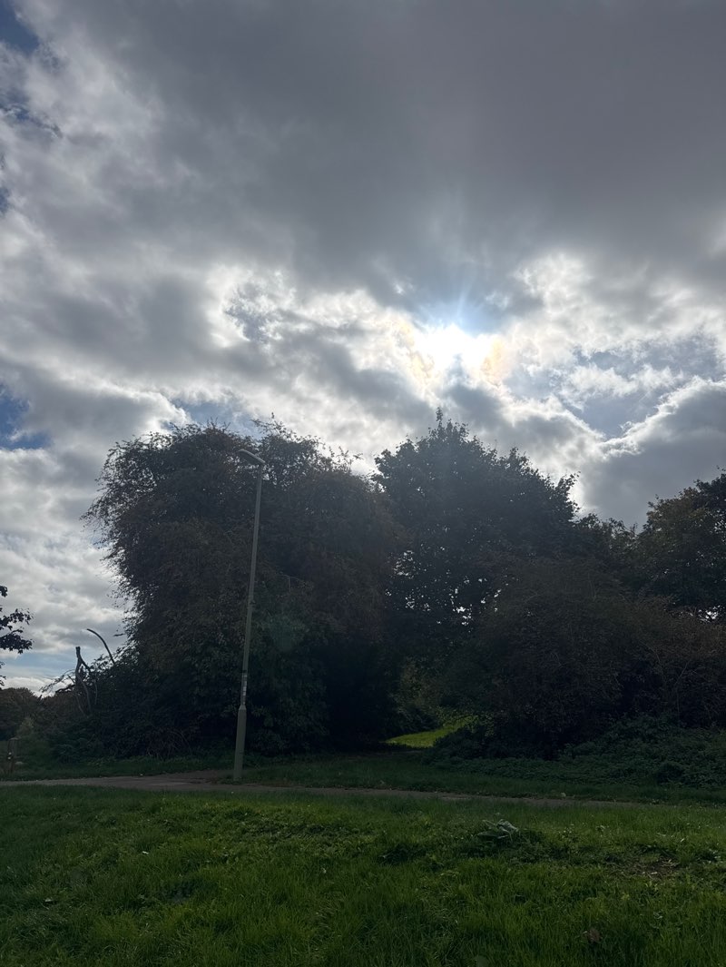 walking near me in Tewkesbury Close Open Space in autumn