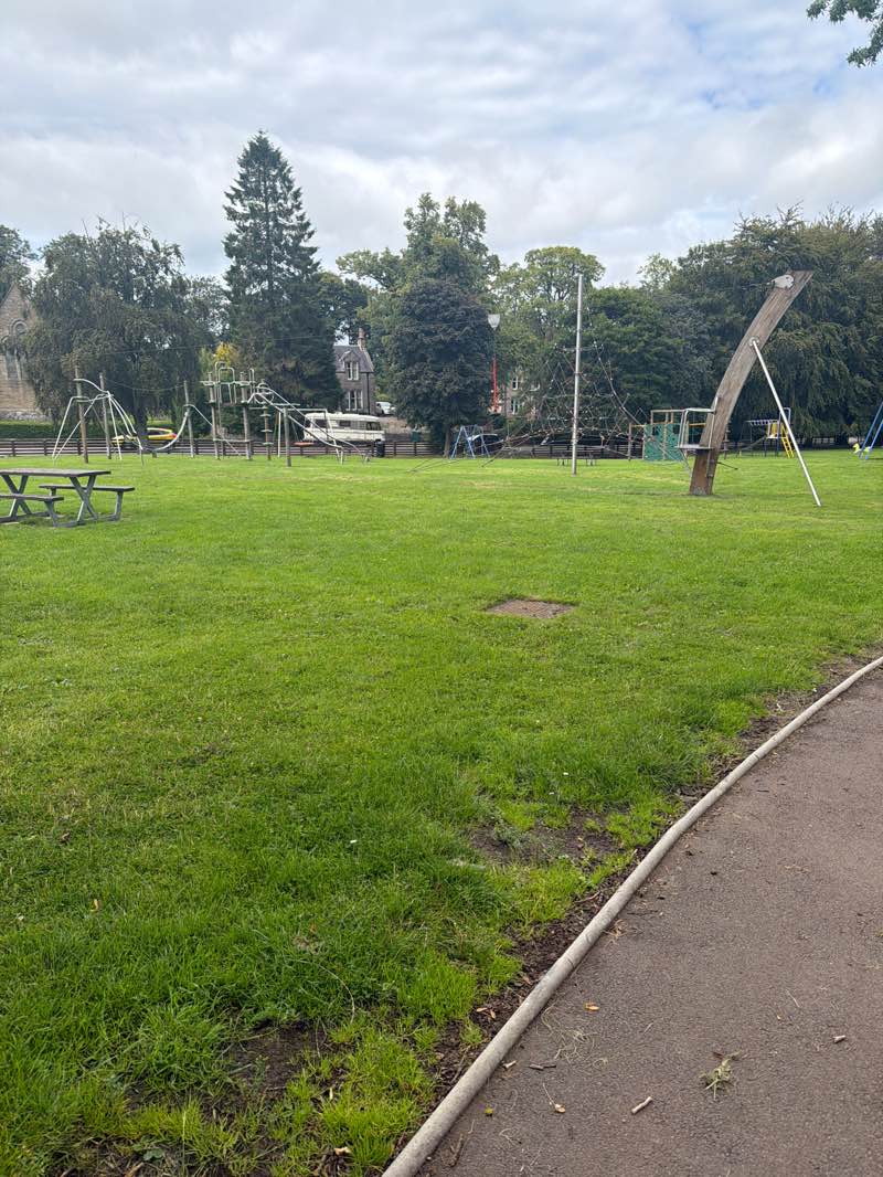 walking near me in St Rufus Park in summer
