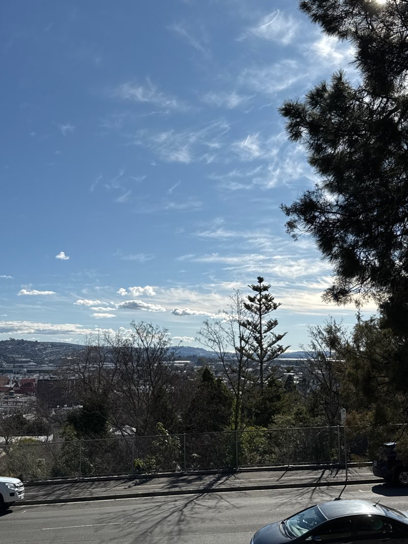 walking near me in Windmill Hill in spring