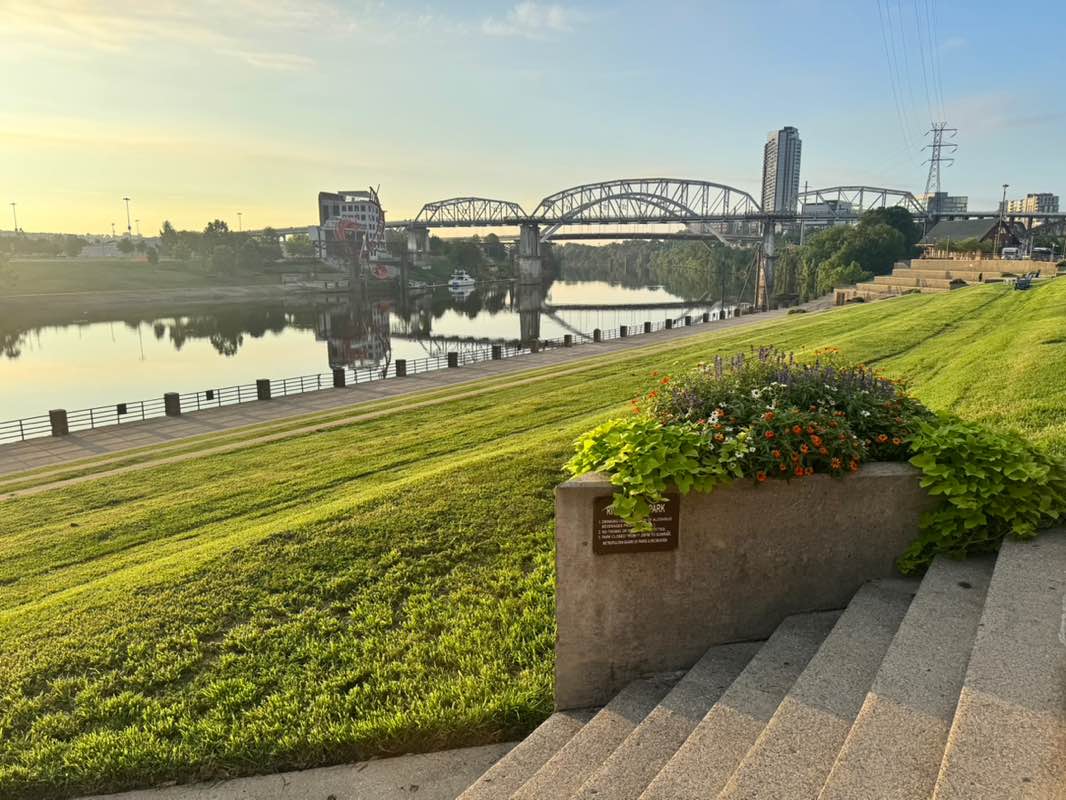 walking near me in Riverfront Park in summer