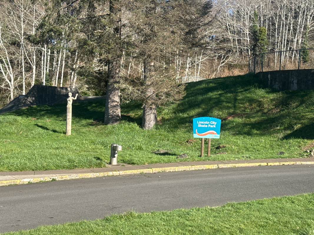 walking near me in Kirtsis Park in spring