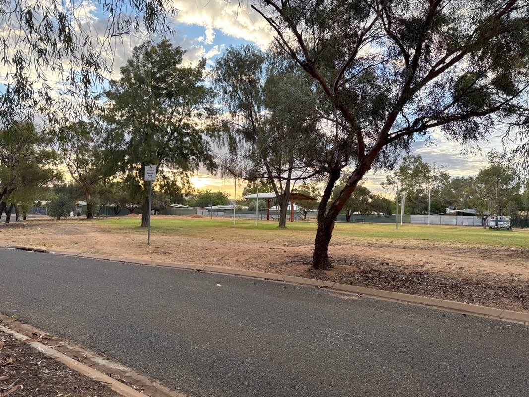 walking near me in Noonie Park in summer