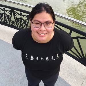 Stephanie Arleen Apoi profile