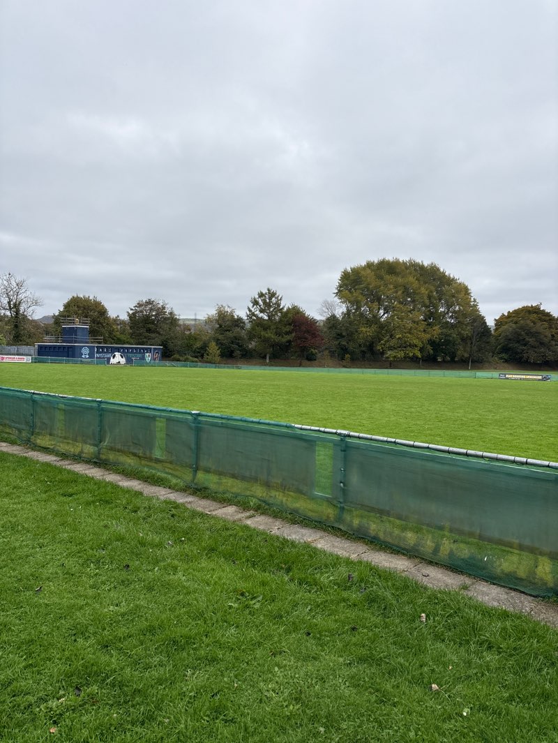 walking near me in Ynystawe Park in autumn