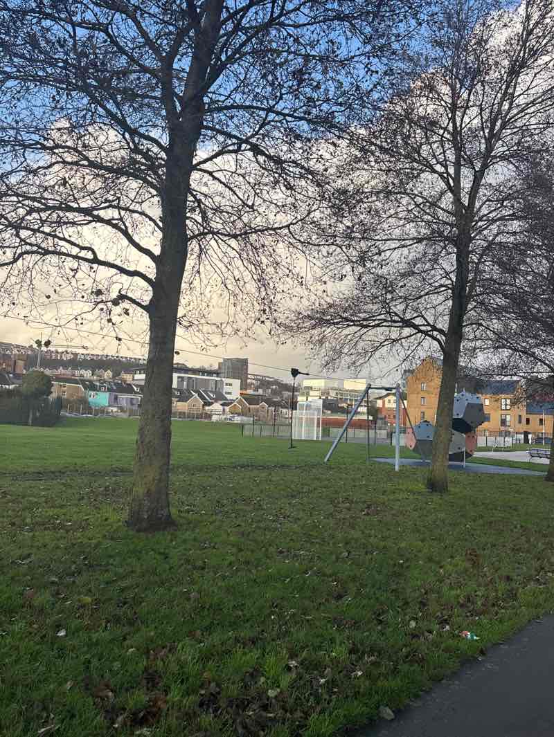 walking near me in The Vetch in winter