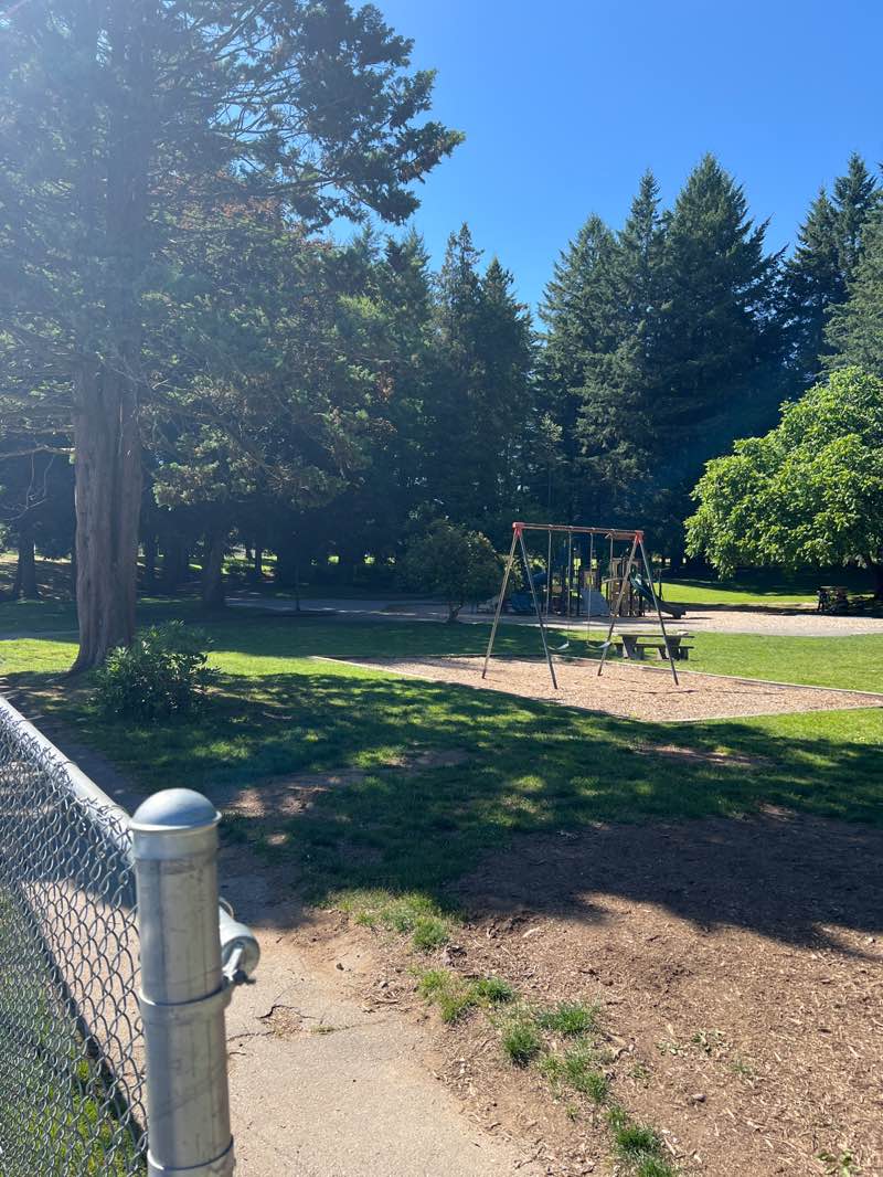walking near me in Centennial Park in summer