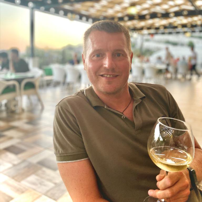 Роман 82 profile