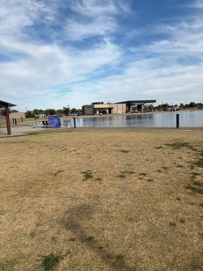 walking near me in Glendale Heroes Regional Park in spring