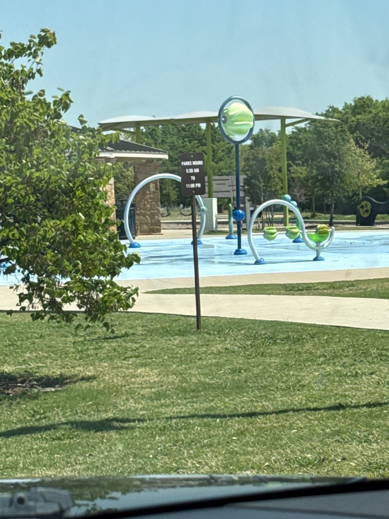 walking near me in Prestwyck Park in spring